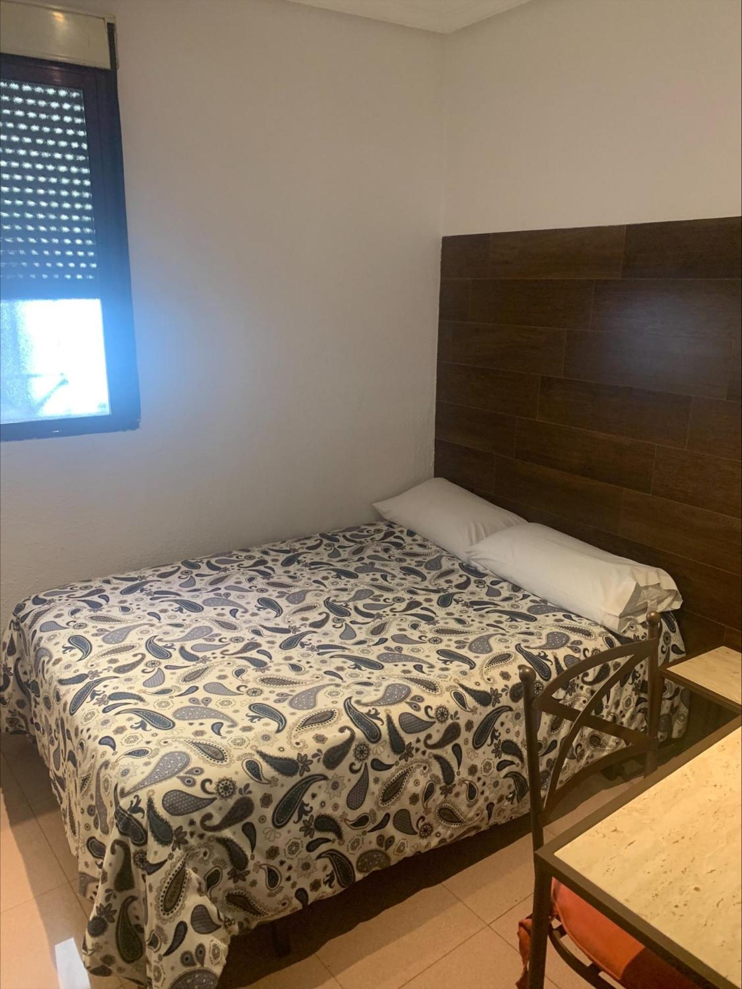 Hostal Sol Toledo Luaran gambar